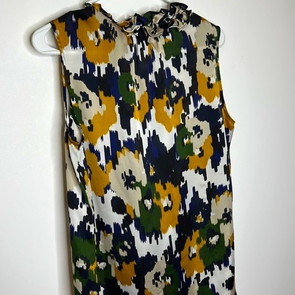 Nine West Bold Abstract Colored Sleeveless Blouse - Picture 8 of 8